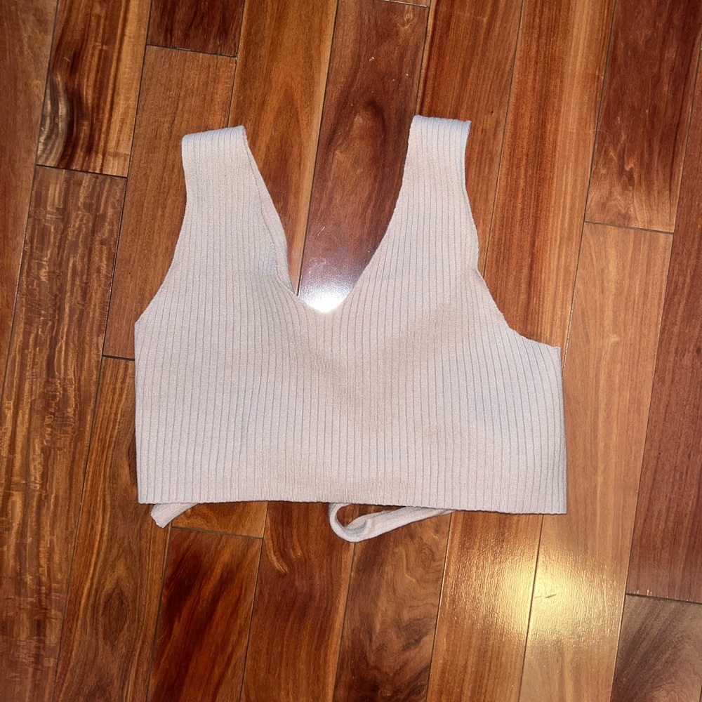 beige tie back shein crop top